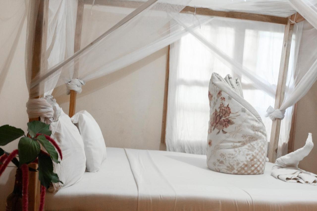 The Secret Garden Hotel Moshi Ngoại thất bức ảnh