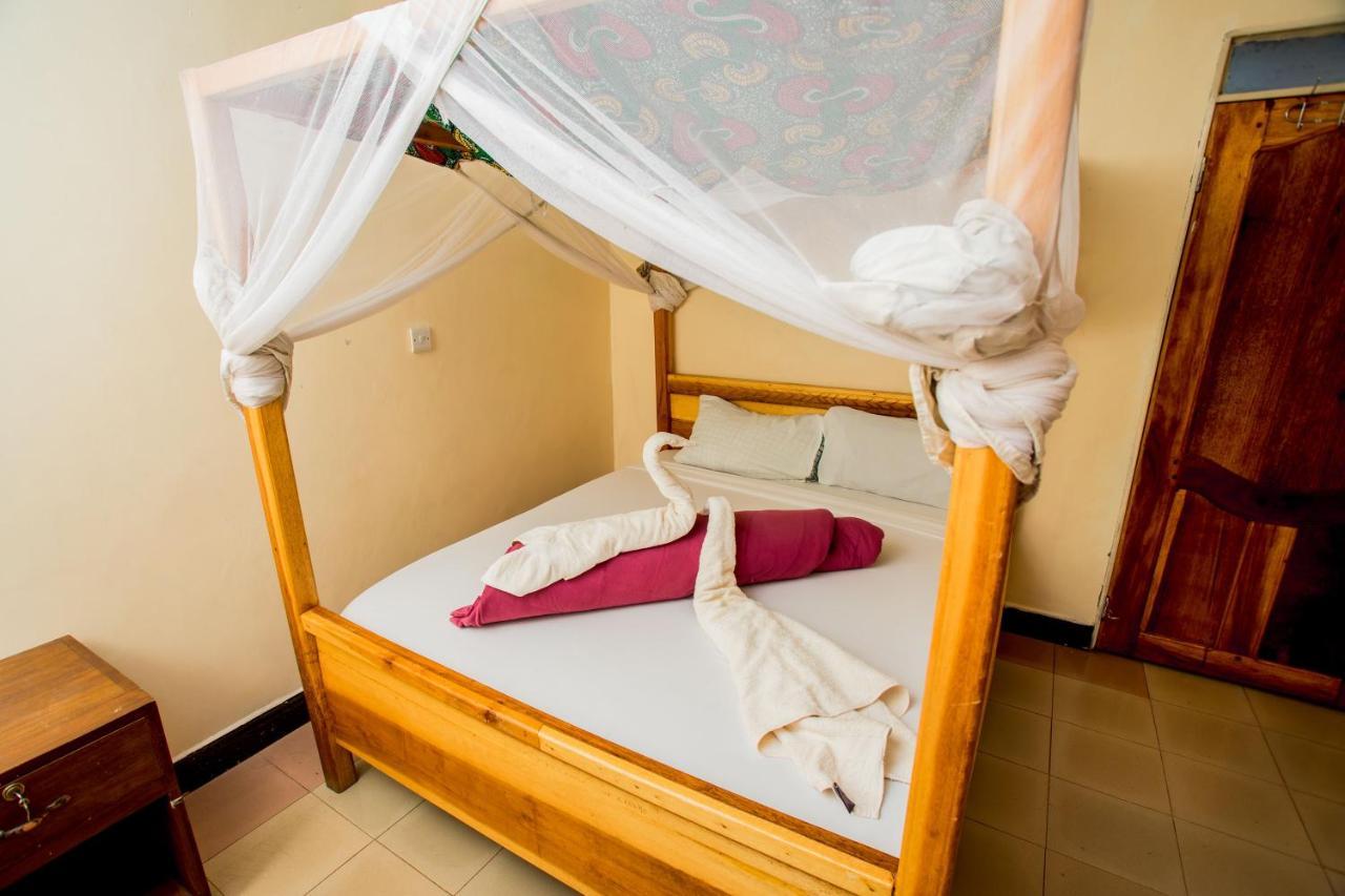 The Secret Garden Hotel Moshi Ngoại thất bức ảnh