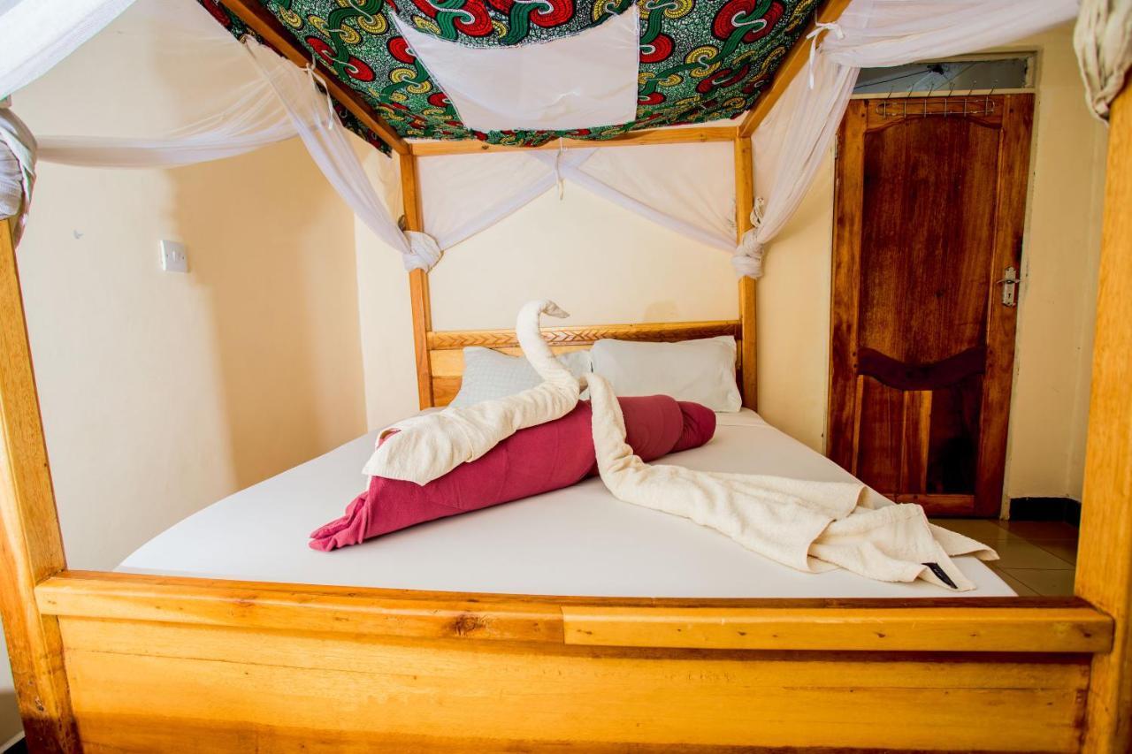The Secret Garden Hotel Moshi Ngoại thất bức ảnh