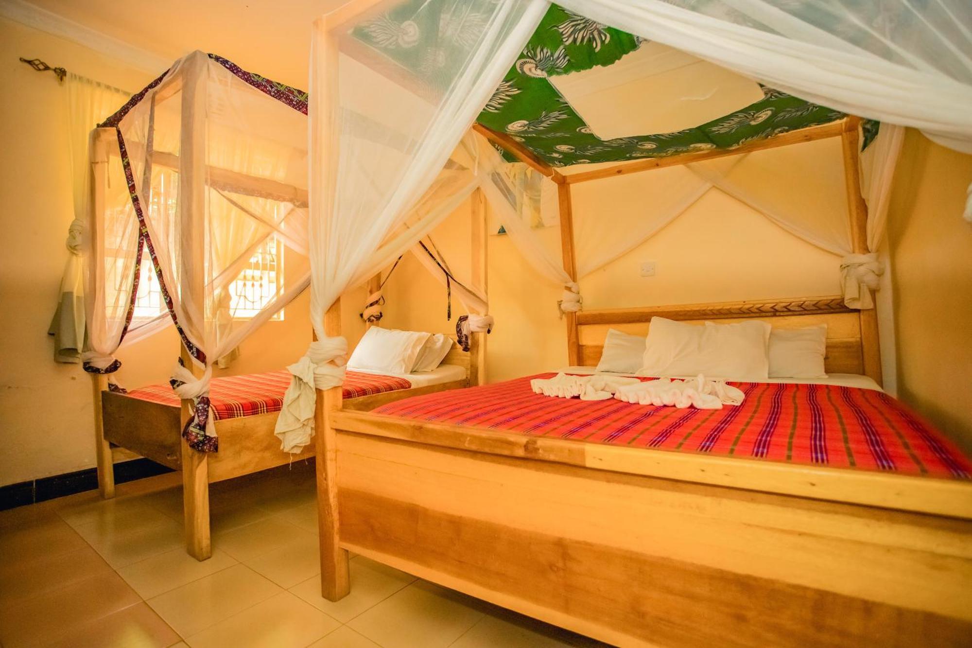 The Secret Garden Hotel Moshi Ngoại thất bức ảnh