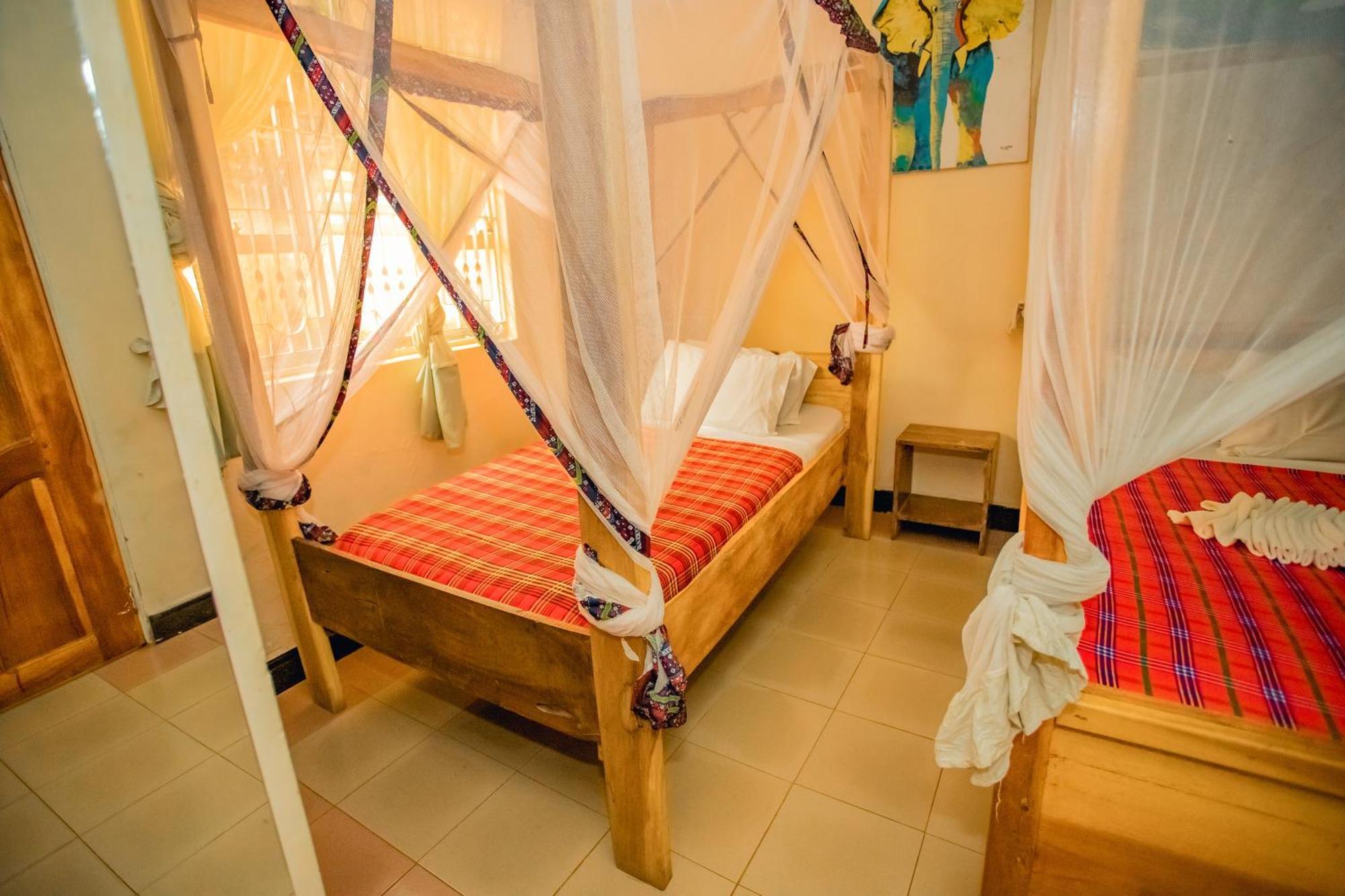 The Secret Garden Hotel Moshi Ngoại thất bức ảnh